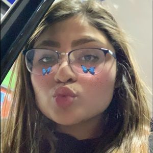 Meet your Posher, Angelina